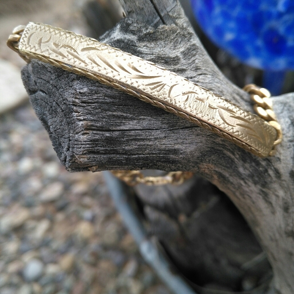 Vintage 1960s Etched ID Bracelet 14k Gold Plated - Picture 4 of 9